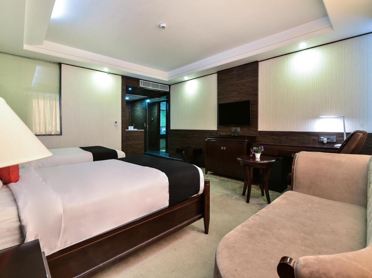 Hotel Polo Inn And Suites Jaipur Exteriör bild