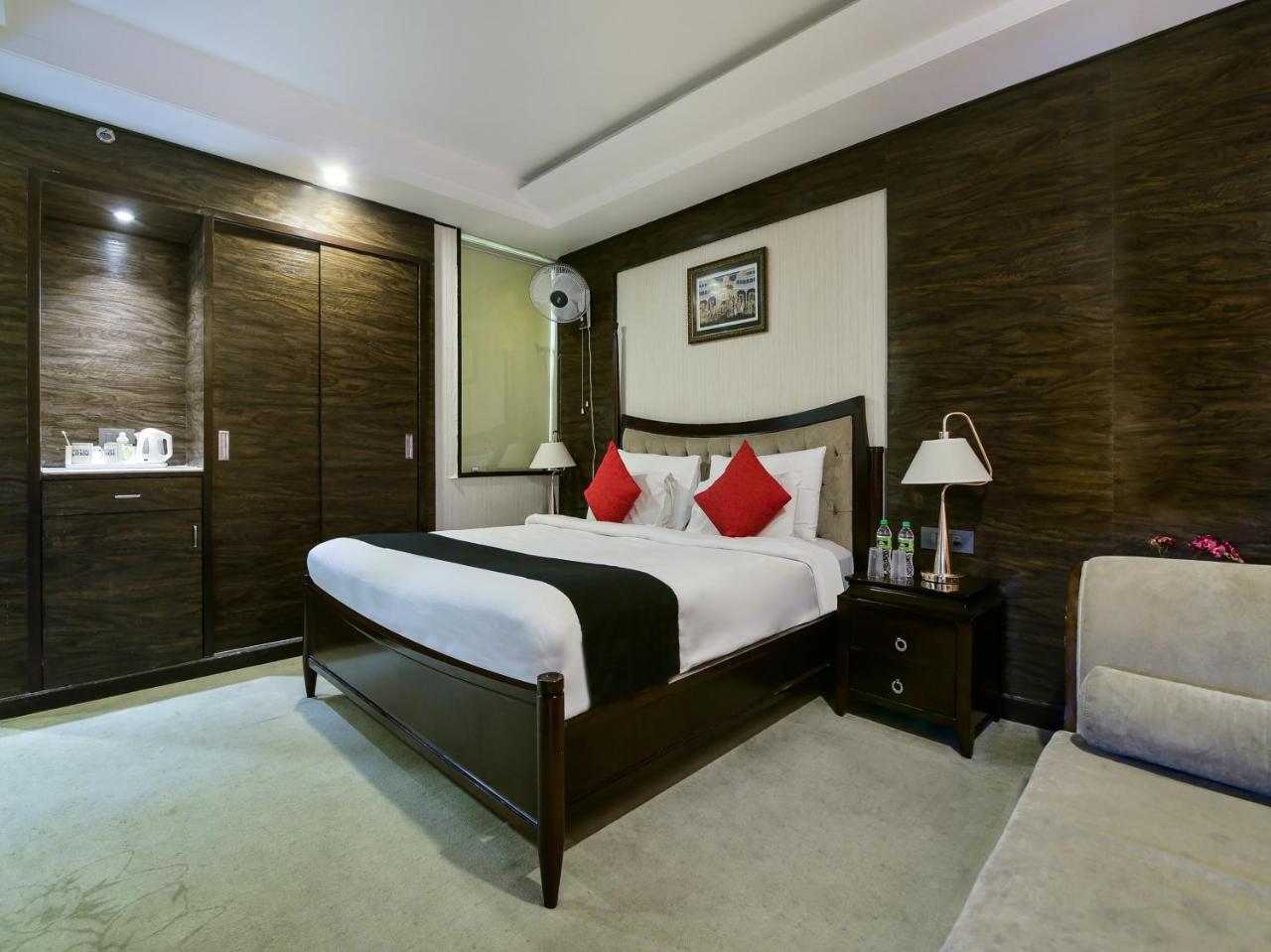 Hotel Polo Inn And Suites Jaipur Exteriör bild