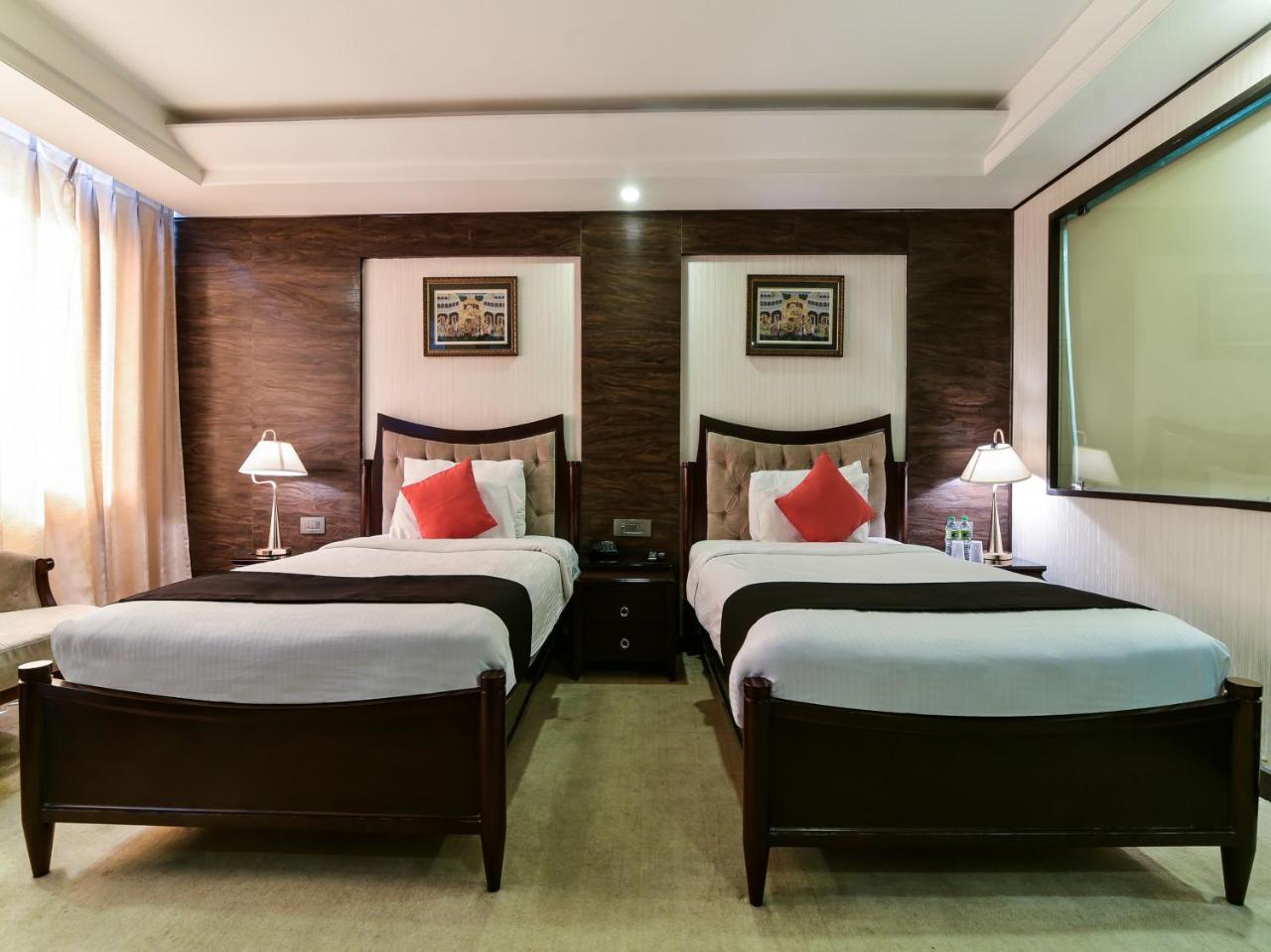 Hotel Polo Inn And Suites Jaipur Exteriör bild