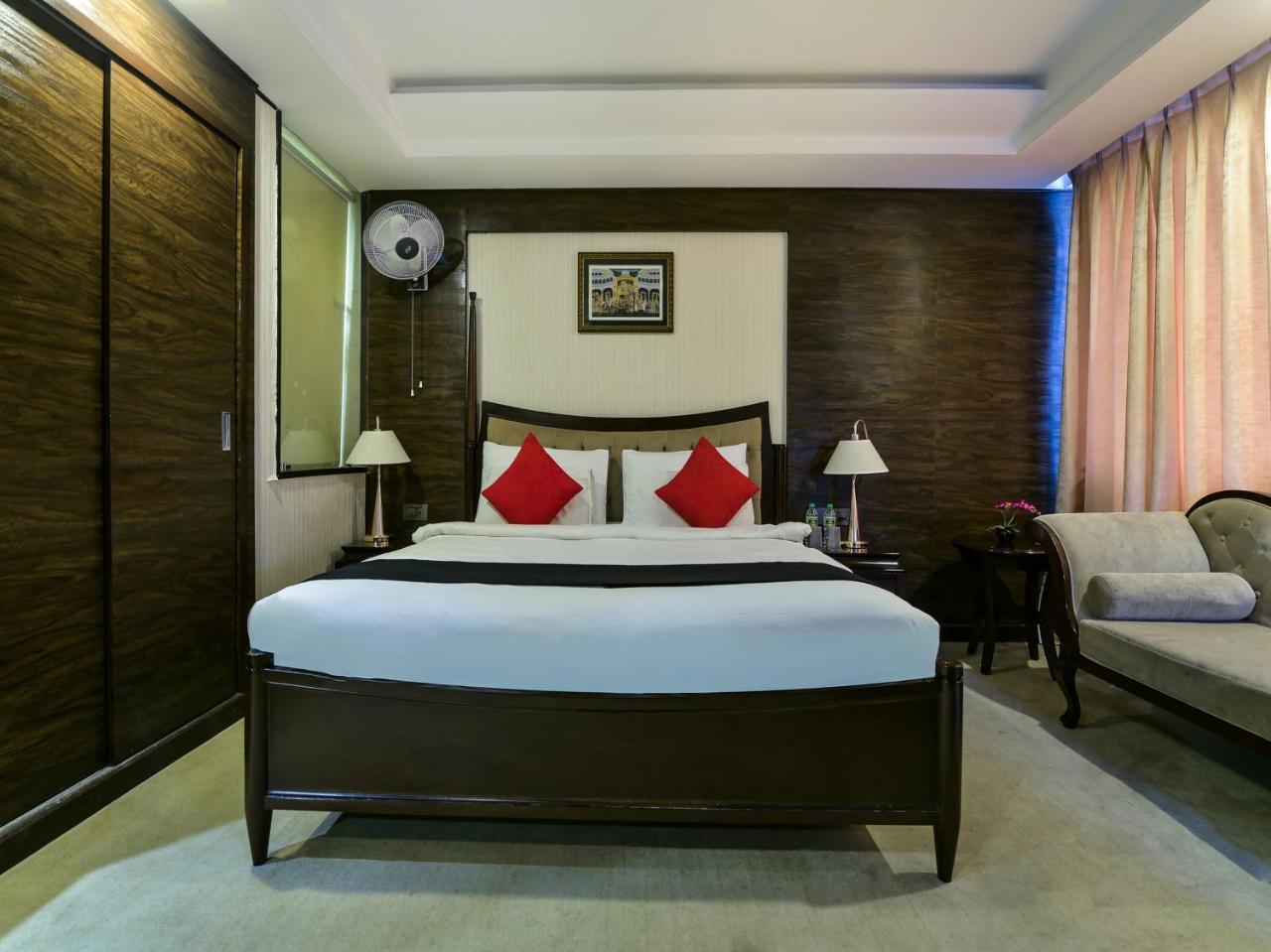 Hotel Polo Inn And Suites Jaipur Exteriör bild